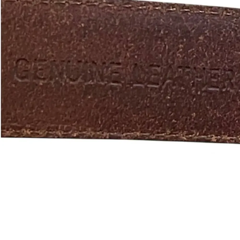 Roundtree & Yorke men's leather brown belt w/braided detail.
